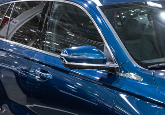 Подержанный автомобиль Geely Monjaro 2023 года (6 фото)