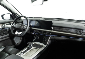 Подержанный автомобиль Exeed VX 2023 года (9 фото)