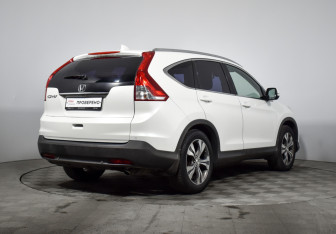 Подержанный автомобиль Honda CR-V 2013 года (5 фото)