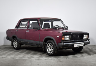 Подержанный автомобиль LADA (ВАЗ) 2107 2004 года (3 фото)