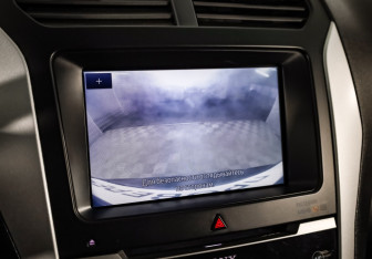 Подержанный автомобиль Ford Explorer 2013 года (19 фото)