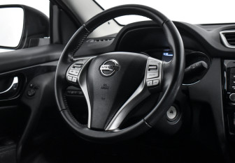Подержанный автомобиль Nissan Qashqai 2017 года (17 фото)