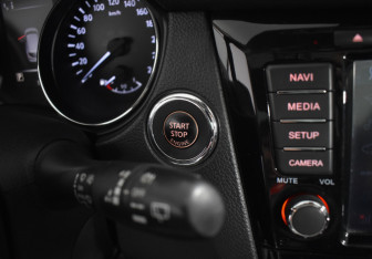 Подержанный автомобиль Nissan Qashqai 2021 года (17 фото)