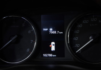 Подержанный автомобиль Mitsubishi Outlander 2019 года (12 фото)