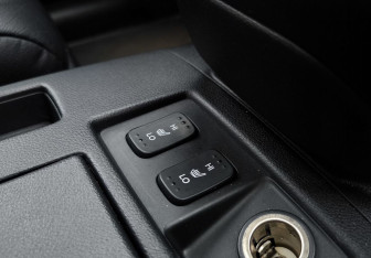 Подержанный автомобиль Honda CR-V 2014 года (19 фото)