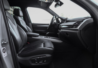 Подержанный автомобиль BMW X5 2016 года (32 фото)