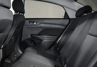 Подержанный автомобиль Hyundai Solaris Sedan 2018 года (11 фото)