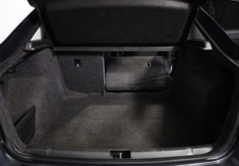 Подержанный автомобиль Skoda Rapid Liftback 2016 года (21 фото)