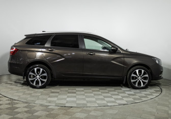 Подержанный автомобиль LADA (ВАЗ) Vesta Wagon 2019 года (4 фото)
