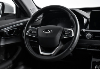Подержанный автомобиль Chery Tiggo 4 Pro 2022 года (16 фото)
