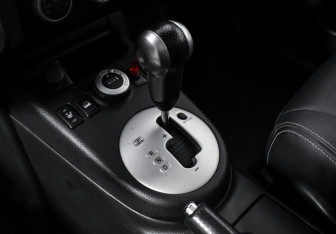 Подержанный автомобиль Nissan X-Trail 2008 года (11 фото)