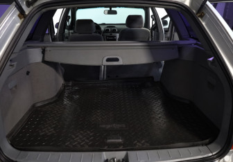 Подержанный автомобиль Chevrolet Lacetti Wagon 2007 года (25 фото)