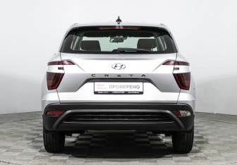 Подержанный автомобиль Hyundai Creta 2021 года (6 фото)