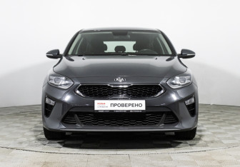 Подержанный автомобиль Kia Ceed Hatchback 2018 года (2 фото)