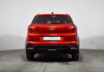 Подержанный автомобиль Hyundai Creta 2017 года (6 фото)