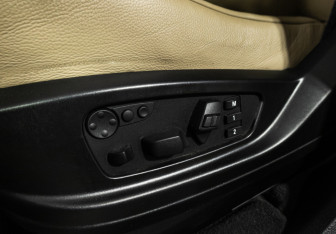 Подержанный автомобиль BMW X6 M 2011 года (15 фото)