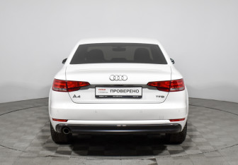 Подержанный автомобиль Audi A4 Sedan 2016 года (6 фото)