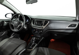 Подержанный автомобиль Hyundai Solaris Sedan 2019 года (9 фото)