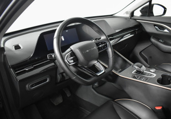 Подержанный автомобиль Omoda C5 2024 года (9 фото)