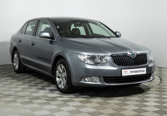 Подержанный автомобиль Skoda Superb Liftback 2011 года (3 фото)