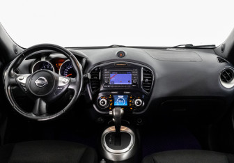 Подержанный автомобиль Nissan Juke 2012 года (10 фото)