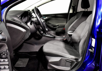 Подержанный автомобиль Ford Focus Wagon 2018 года (10 фото)