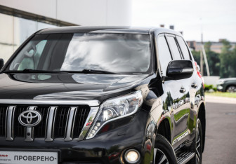 Подержанный автомобиль Toyota Land Cruiser Prado 2014 года (2 фото)