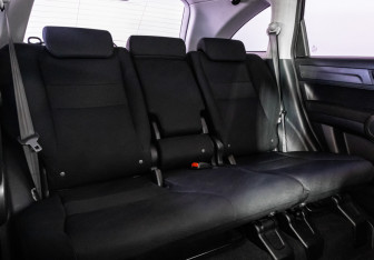 Подержанный автомобиль Honda CR-V 2010 года (15 фото)