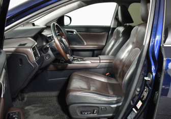 Подержанный автомобиль Lexus RX 2017 года (10 фото)