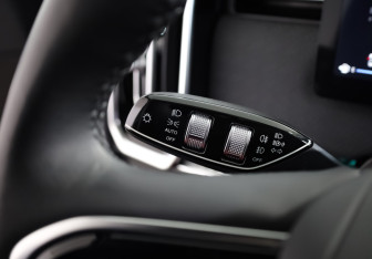 Подержанный автомобиль Jaecoo J7 2024 года (16 фото)