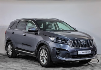 Подержанный автомобиль Kia Sorento 2019 года (3 фото)