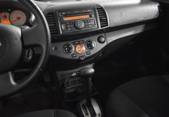Подержанный автомобиль Nissan Micra Hatchback 2007 года (17 фото)