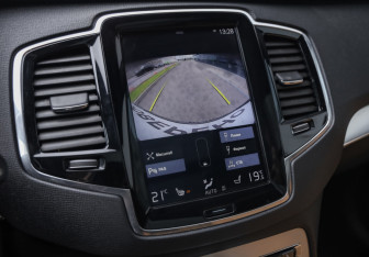 Подержанный автомобиль Volvo XC90 2019 года (19 фото)