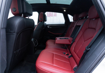 Новый Porsche Macan 2025 (10 фото)