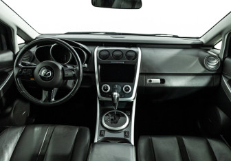 Подержанный автомобиль Mazda CX-7 2008 года (13 фото)