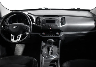 Подержанный автомобиль Kia Sportage 2013 года (14 фото)