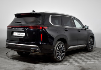 Подержанный автомобиль Exeed VX 2023 года (5 фото)