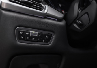 Подержанный автомобиль BMW X5 2020 года (28 фото)