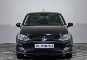 Подержанный автомобиль Volkswagen Polo Sedan 2018 года (2 фото)