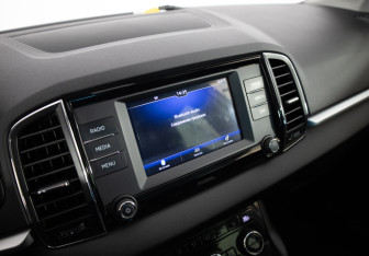 Подержанный автомобиль Skoda Karoq 2020 года (14 фото)