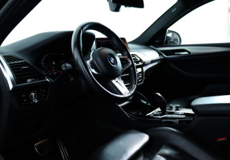 Подержанный автомобиль BMW X4 2020 года (12 фото)