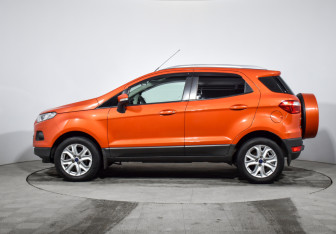 Подержанный автомобиль Ford EcoSport 2015 года (8 фото)