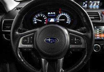 Подержанный автомобиль Subaru Forester Suv 2018 года (16 фото)