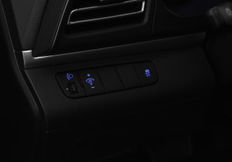 Подержанный автомобиль Hyundai Elantra Sedan 2019 года (18 фото)