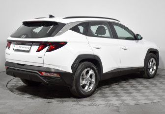 Подержанный автомобиль Hyundai Tucson 2023 года (5 фото)