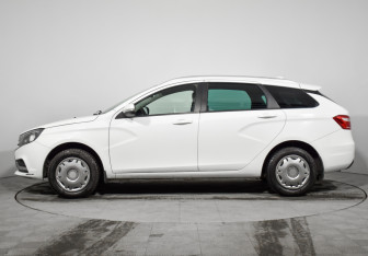 Подержанный автомобиль LADA (ВАЗ) Vesta Sedan 2017 года (8 фото)