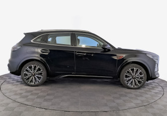 Новый Hongqi HS5 2025 (4 фото)