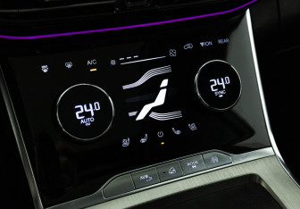 Подержанный автомобиль Exeed VX 2021 года (20 фото)