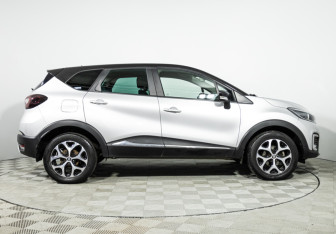 Подержанный автомобиль Renault Kaptur 2019 года (4 фото)