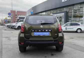 Подержанный автомобиль Renault Duster 2018 года (5 фото)